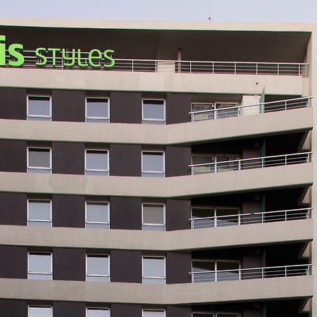 Ibis Styles Montevideo Biarritz Hotel Buitenkant foto